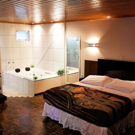 Hotel Pousada Das Araucarias Ріу-Негрінью Номер фото